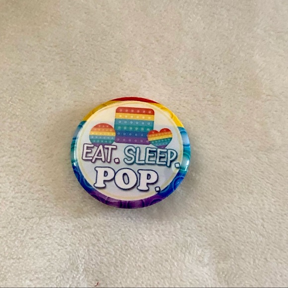 I.5 inch this girl is poppin’ pin back button set - Picture 2 of 4